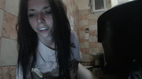 Chloe online show from July 28, 7:04 pm