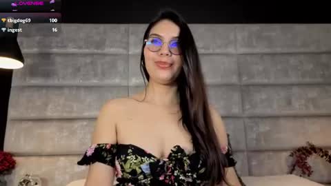 Natty Trainor online show from August 2, 12:23 am