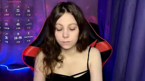 natural_babe666 online show from June 18, 9:53 pm