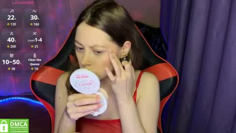 natural_babe666 online show from July 10, 9:30 pm