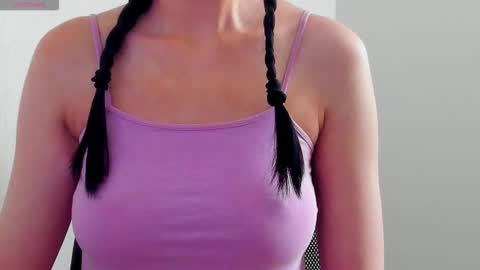 peach online show from February 24, 7:22 am