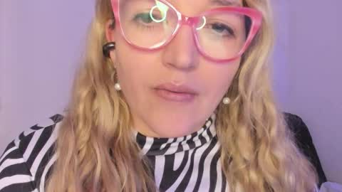 Nataly online show from November 26, 8:05 pm