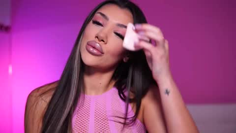 Naty online show from March 2, 4:39 am