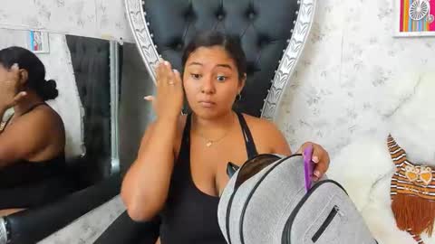 Zoe online show from December 22, 6:47 pm