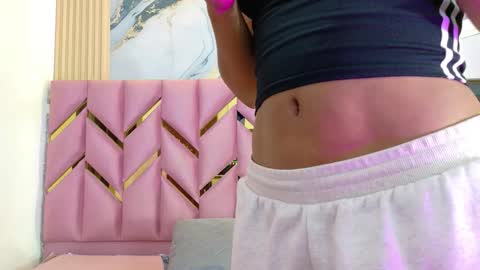 Snapshot of naughty_ebonyy chatting on September 23, 2:49 am SASHA online show from September 23, 2:49 am