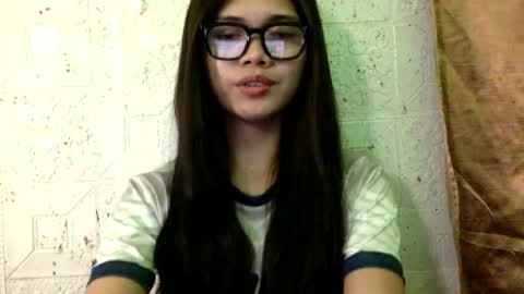 emma online show from June 25, 7:52 pm