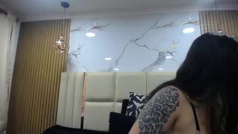 Kitten online show from June 19, 11:38 am