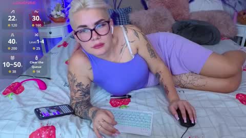 Maria  online show from November 2, 10:21 pm