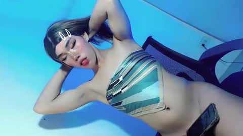 naughty_little_pixie69 online show from May 19, 12:01 pm