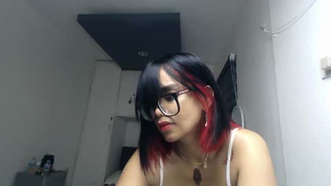 Maria online show from April 23, 12:29 pm