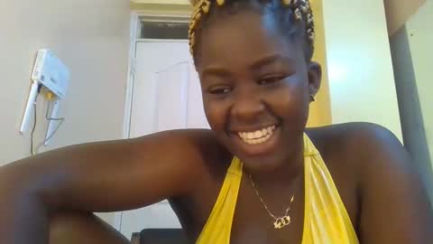 Snapshot of naughty_sluttygal chatting on October 17, 7:45 am Lydiah online show from October 17, 7:45 am