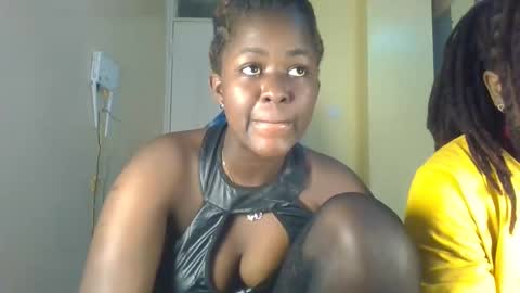 Snapshot of naughty_sluttygal chatting on October 9, 7:08 pm Lydiah online show from October 9, 7:08 pm