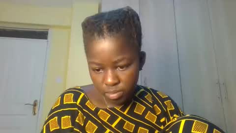 Snapshot of naughty_sluttygal chatting on October 21, 1:22 am Lydiah online show from October 21, 1:22 am