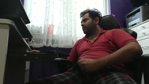 Snapshot of naughtydesicock chatting on December 9, 4:05 pm sakhtlaundaz online show from December 9, 4:05 pm