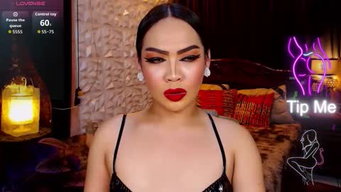 naughtyfridah online show from April 23, 7:04 pm