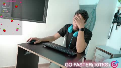 naughtyfusion_os online show from April 27, 1:08 pm