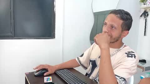 naughtyfusion_os online show from July 1, 12:47 pm