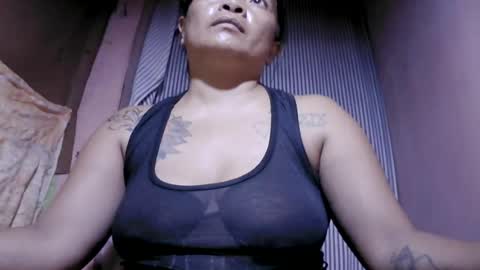 naughtymom_33 online show from July 23, 7:28 am