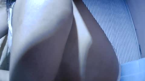 naughtymom_33 online show from August 2, 8:49 am