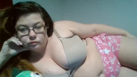 Snapshot of naughtynatalie1988x chatting on September 29, 4:00 am Natalie online show from September 29, 4:00 am