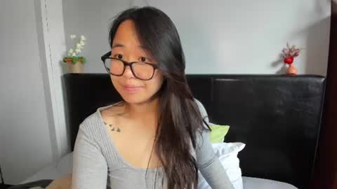 Gigi Chu  online show from June 17, 10:20 am