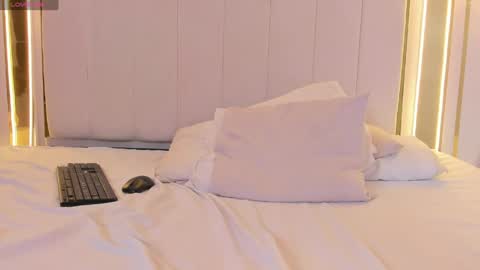 naughtyrose vc online show from April 28, 2:27 am