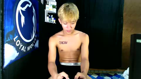 Loy online show from November 22, 5:33 pm