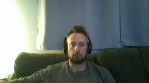 Snapshot of nawtydom1977 chatting on December 7, 12:36 am nawtydom1977 online show from December 7, 12:36 am