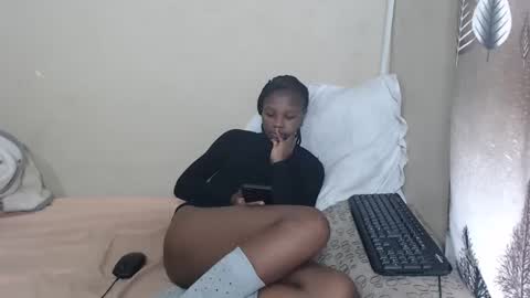 nawtylarissa_ online show from November 18, 12:19 pm