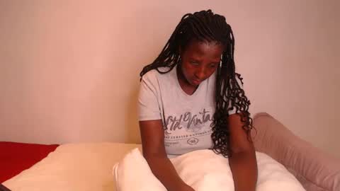 Snapshot of nawtylezi696 chatting on September 24, 7:37 am nawtylezi696 online show from September 24, 7:37 am