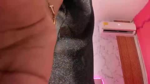nayara online show from May 1, 3:55 am