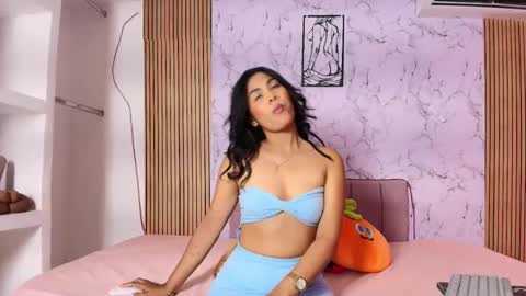 nayara online show from May 7, 3:57 am
