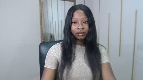 Nayaris 3 online show from June 14, 2:30 pm