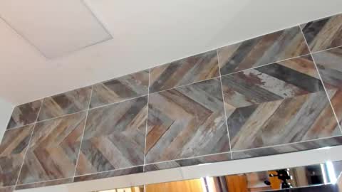    online show from November 9, 2:09 pm