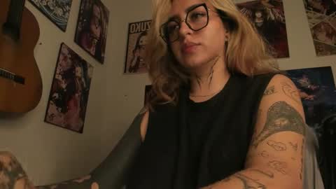 nazzz10 online show from May 1, 2:22 pm