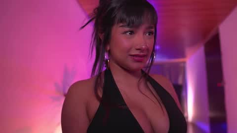 Nefertari online show from March 10, 11:36 am