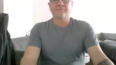 neckdown12 online show from September 26, 9:56 pm