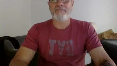 neckdown12 online show from March 13, 9:18 pm