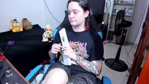 Geek Nicole    im Neeko UwU online show from July 17, 12:07 pm
