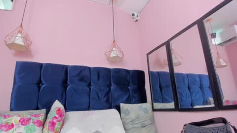 neferet_opal online show from June 20, 2:07 am