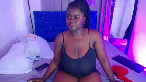  CHIKY  online show from June 19, 2:50 am