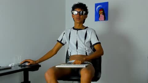neitan online show from June 29, 10:15 am