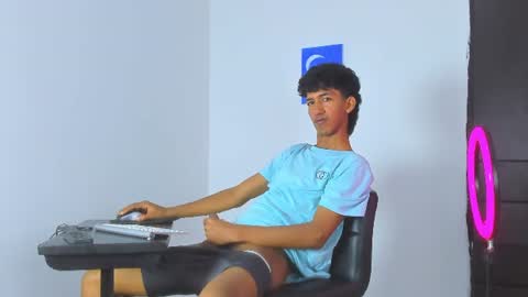 neitan online show from June 28, 3:08 pm