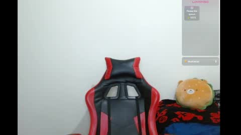 Snapshot of neithanzyn chatting on October 10, 8:35 pm Neithanzyn online show from October 10, 8:35 pm