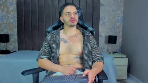 Ryan online show from February 15, 9:26 pm