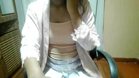 nelia_84 online show from July 18, 6:21 pm