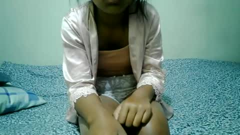 nelia_84 online show from June 23, 3:25 am