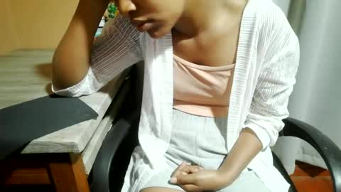 nelia_84 online show from July 3, 3:06 pm
