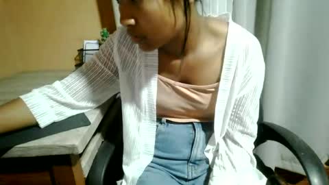 nelia_84 online show from July 4, 4:21 pm