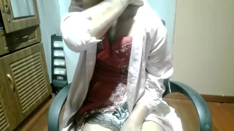 nelia_84 online show from July 28, 5:24 pm